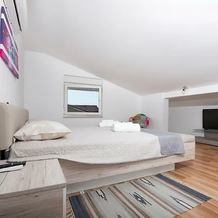 Alemar Appartement Ližnjan