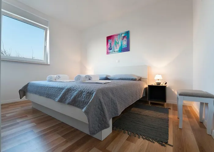 Alemar Apartman Liznjan